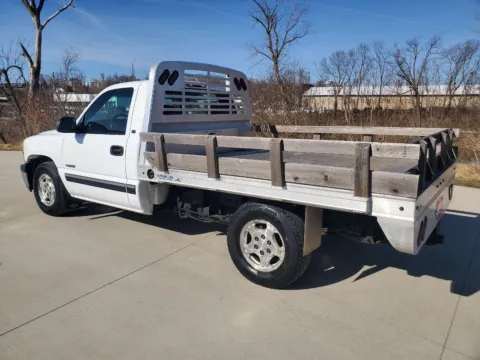 More photos of 2002 Chevrolet Silverado 1500 LS at Houdek Auto Center, IA