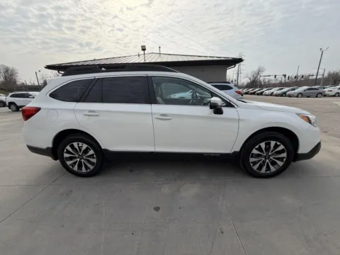 More photos of 2017 Subaru Outback Limited at Houdek Auto Center, IA