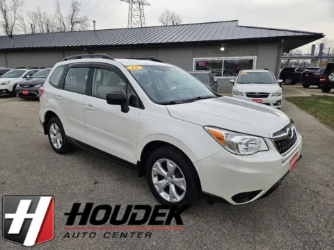 White 2015 Subaru Forester 2.5i for sale in Marion, IA