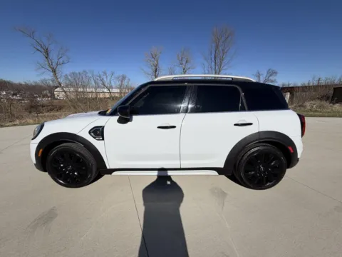 More photos of 2020 MINI Countryman Cooper S at Houdek Auto Center, IA
