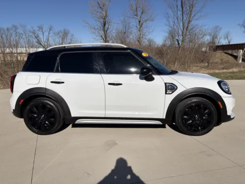 More photos of 2020 MINI Countryman Cooper S at Houdek Auto Center, IA