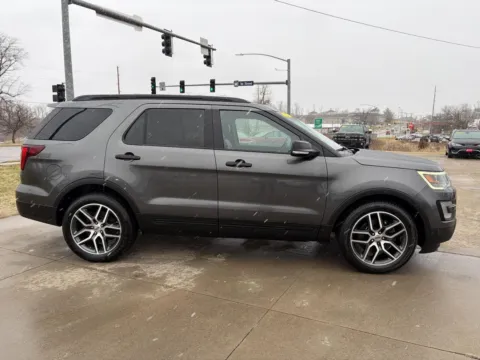 More photos of 2017 Ford Explorer Sport at Houdek Auto Center, IA