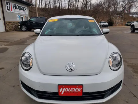 Photos of 2016 Volkswagen Beetle Coupe 1.8T Classic for sale in Marion, IA at Houdek Auto Center