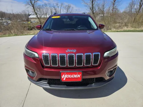 Photos of 2019 Jeep Cherokee Latitude Plus for sale in Marion, IA at Houdek Auto Center