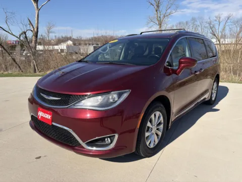 Another view of 2018 Chrysler Pacifica Touring L for sale in Marion, IA at Houdek Auto Center