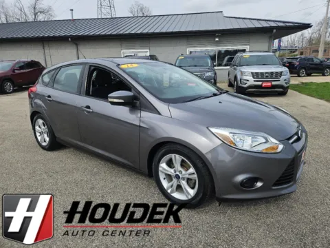 Blue 2014 Ford Focus SE for sale in Marion, IA