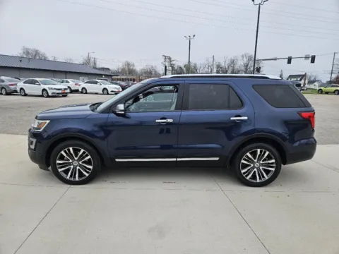 More photos of 2016 Ford Explorer Platinum at Houdek Auto Center, IA