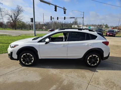 More photos of 2021 Subaru Crosstrek Premium at Houdek Auto Center, IA