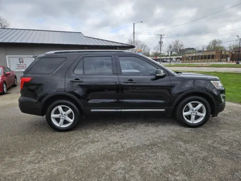 More photos of 2017 Ford Explorer XLT at Houdek Auto Center, IA