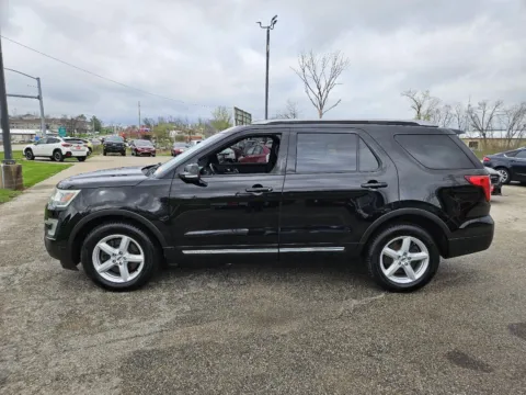 More photos of 2017 Ford Explorer XLT at Houdek Auto Center, IA