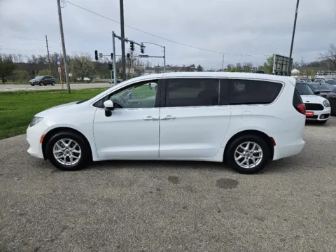More photos of 2022 Chrysler Voyager LX at Houdek Auto Center, IA