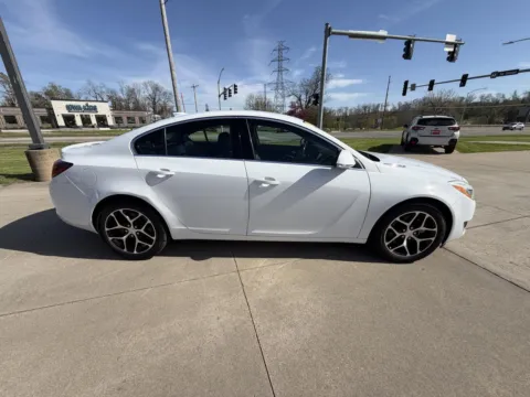 More photos of 2017 Buick Regal Sport Touring at Houdek Auto Center, IA