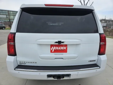 More photos of 2018 Chevrolet Suburban Premier at Houdek Auto Center, IA