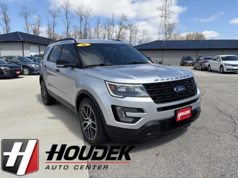 Silver 2016 Ford Explorer Sport for sale in Marion, IA