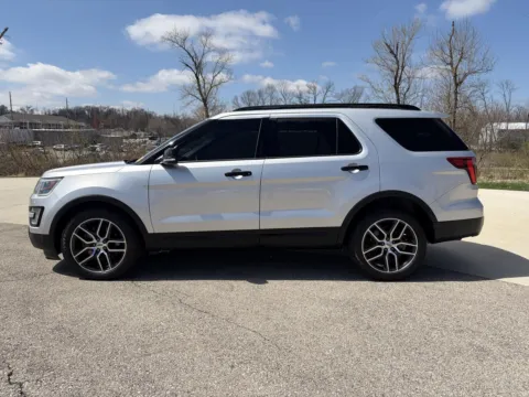 More photos of 2016 Ford Explorer Sport at Houdek Auto Center, IA