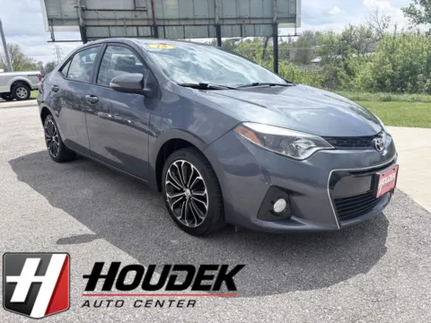 Blue 2015 Toyota Corolla S for sale in Marion, IA