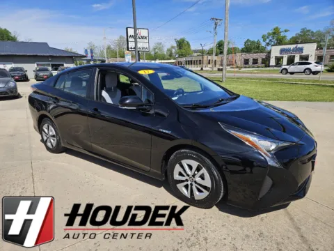 Black 2017 Toyota Prius Two for sale in Marion, IA