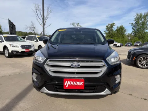 Photos of 2019 Ford Escape SE for sale in Marion, IA at Houdek Auto Center