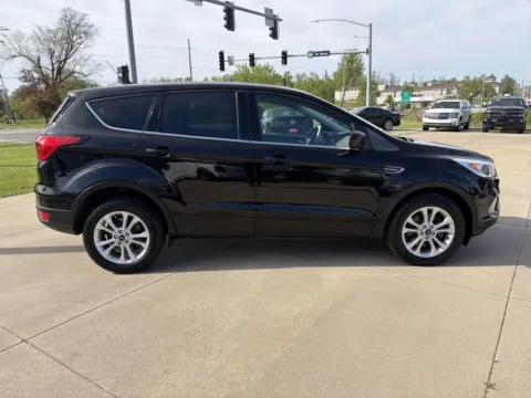More photos of 2019 Ford Escape SE at Houdek Auto Center, IA