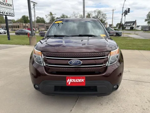 Photos of 2012 Ford Explorer Limited for sale in Marion, IA at Houdek Auto Center