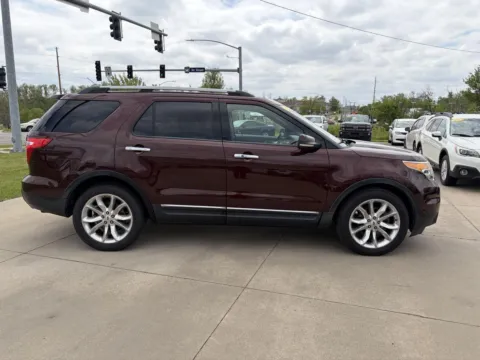 More photos of 2012 Ford Explorer Limited at Houdek Auto Center, IA