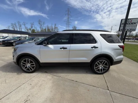 More photos of 2017 Ford Explorer Sport at Houdek Auto Center, IA