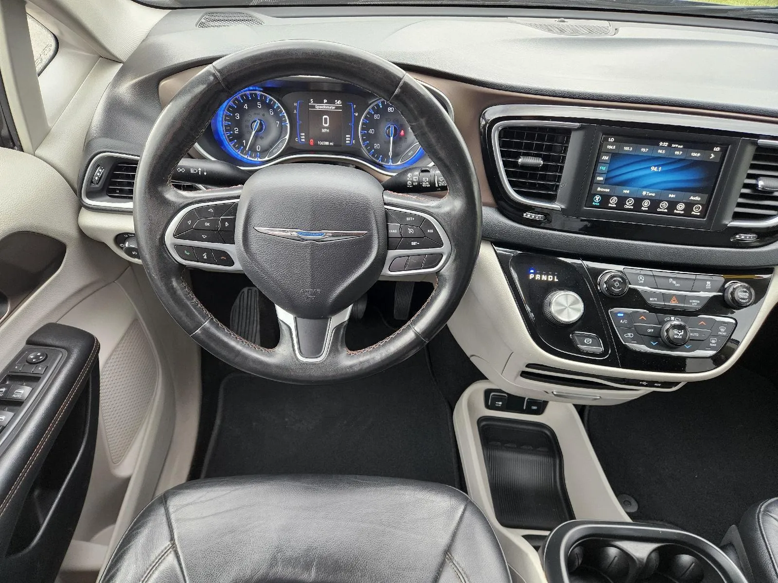2019 Chrysler Pacifica Touring L - Photo 15