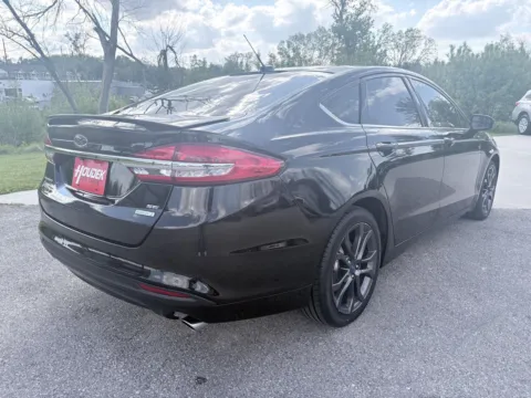 More photos of 2018 Ford Fusion SE at Houdek Auto Center, IA