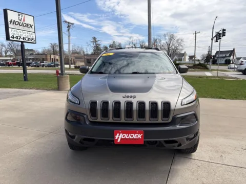 Photos of 2016 Jeep Cherokee Trailhawk for sale in Marion, IA at Houdek Auto Center