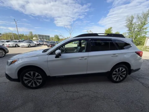 More photos of 2016 Subaru Outback 3.6R Limited at Houdek Auto Center, IA