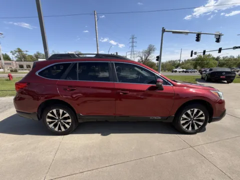 More photos of 2017 Subaru Outback Limited at Houdek Auto Center, IA