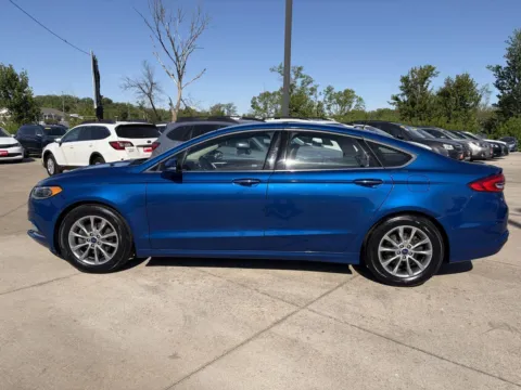 More photos of 2017 Ford Fusion SE at Houdek Auto Center, IA