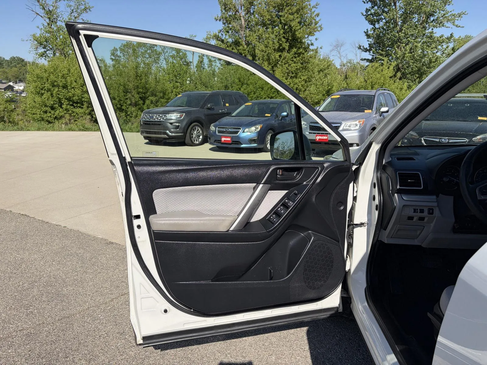 2018 Subaru Forester Base - Photo 10