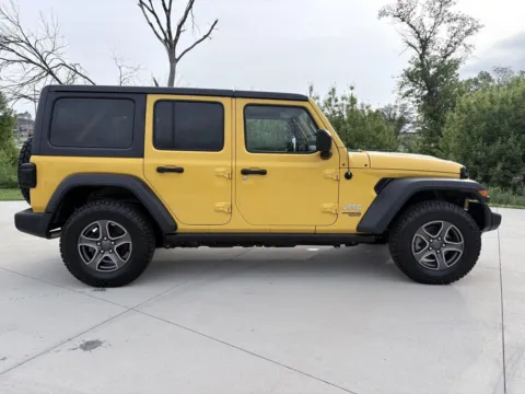 More photos of 2018 Jeep Wrangler Unlimited Sport S at Houdek Auto Center, IA