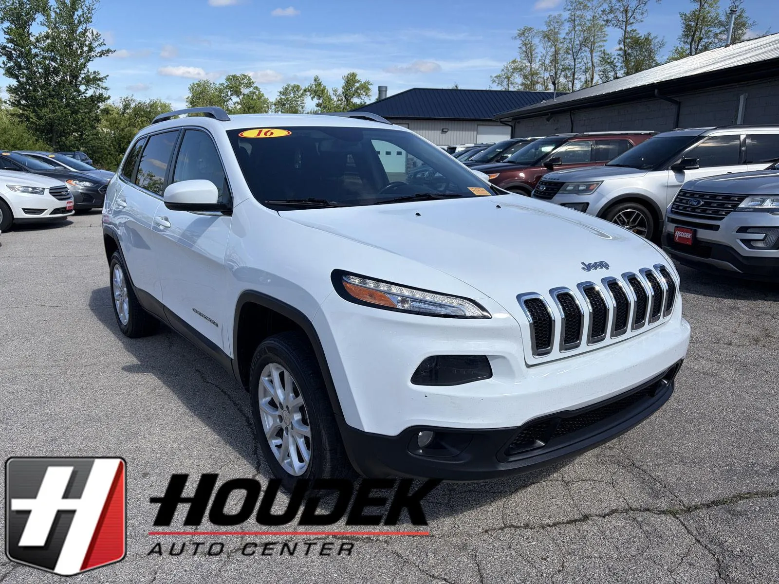 2016 Jeep Cherokee Latitude's photo