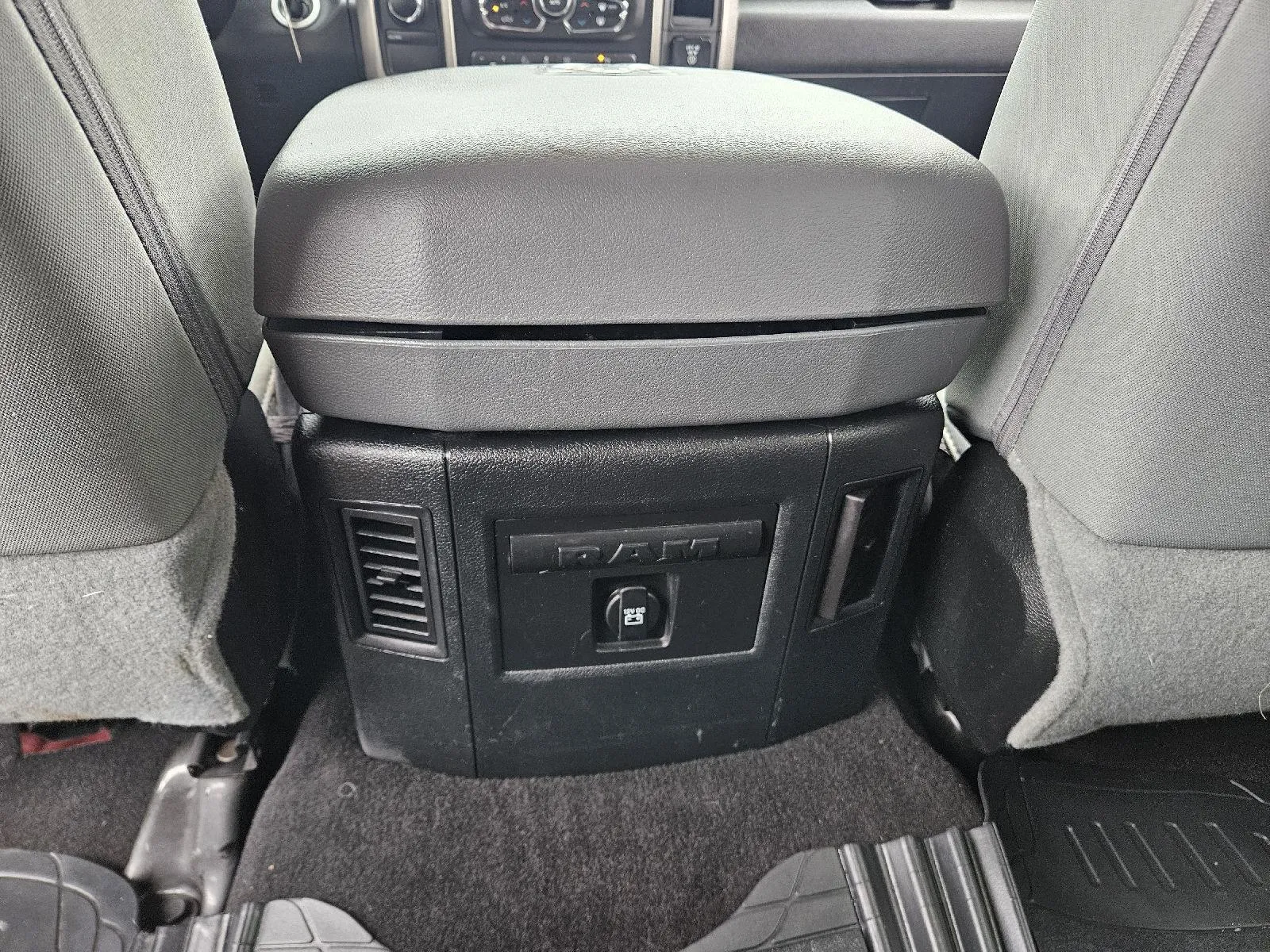 Ram 2500 photo 24