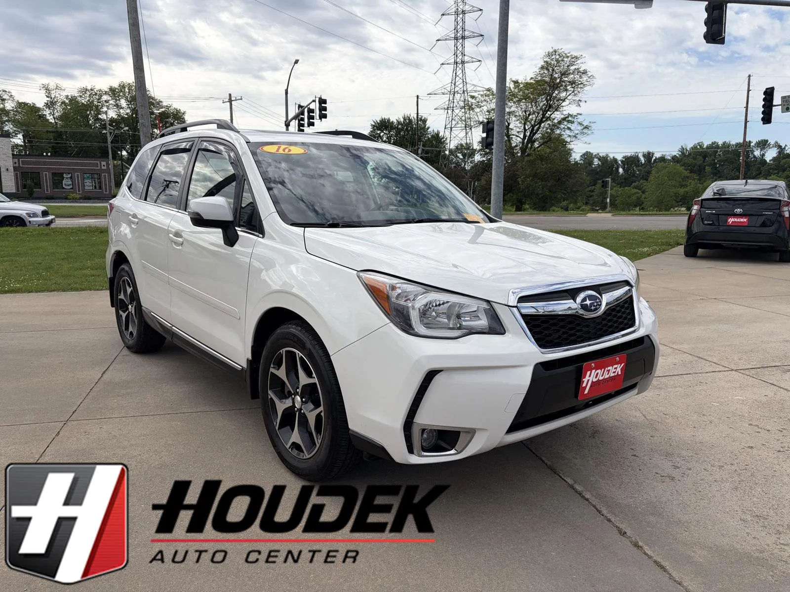2016 Subaru Forester 2.0XT Touring AT's photo