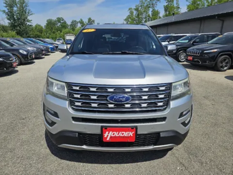 Photos of 2017 Ford Explorer Limited for sale in Marion, IA at Houdek Auto Center