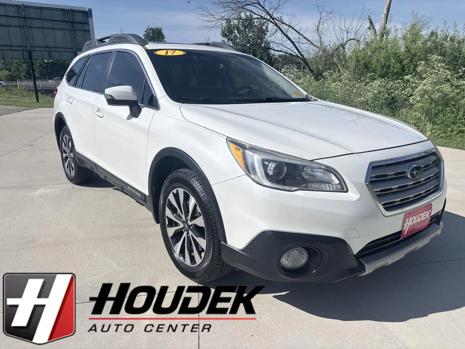 2017 Subaru Outback 2.5i Limited's photo