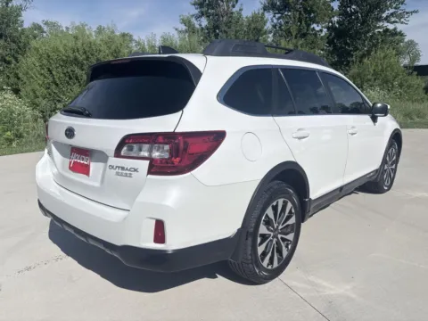More photos of 2017 Subaru Outback Limited at Houdek Auto Center, IA
