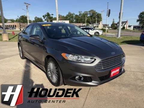 Blue 2016 Ford Fusion Titanium for sale in Marion, IA