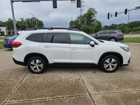 More photos of 2019 Subaru Ascent Premium at Houdek Auto Center, IA