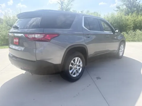 More photos of 2019 Chevrolet Traverse LS at Houdek Auto Center, IA