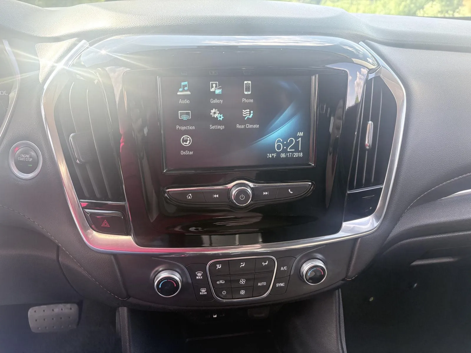 Chevrolet Traverse photo 16