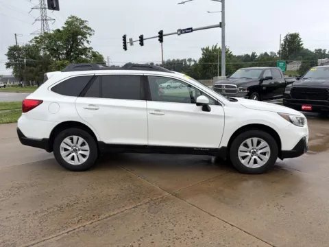 More photos of 2018 Subaru Outback Premium at Houdek Auto Center, IA
