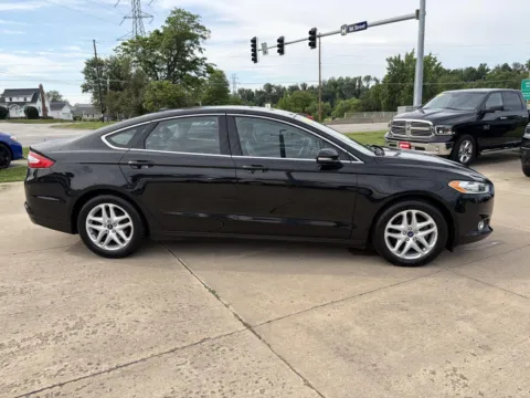 More photos of 2014 Ford Fusion SE at Houdek Auto Center, IA