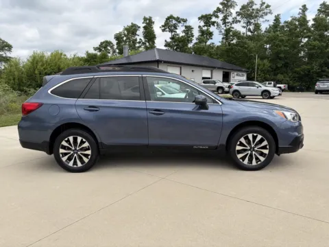 More photos of 2015 Subaru Outback 2.5i Limited at Houdek Auto Center, IA