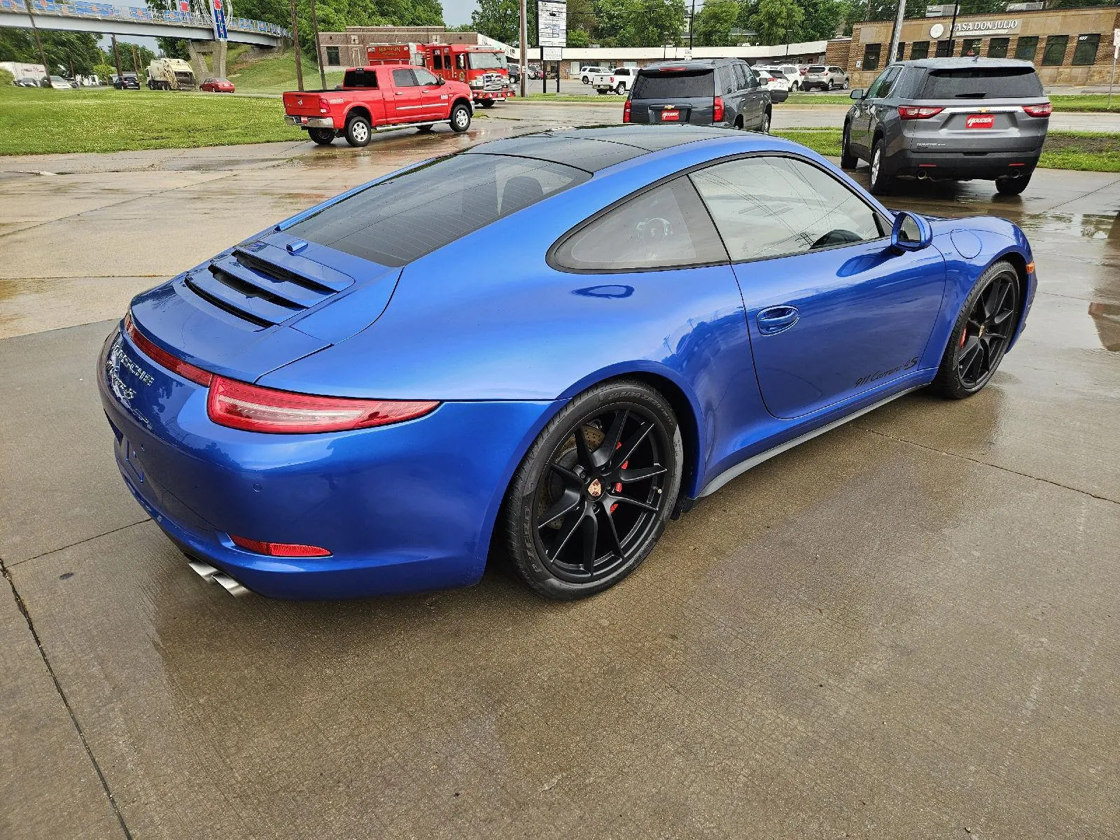 Porsche 911 photo 6