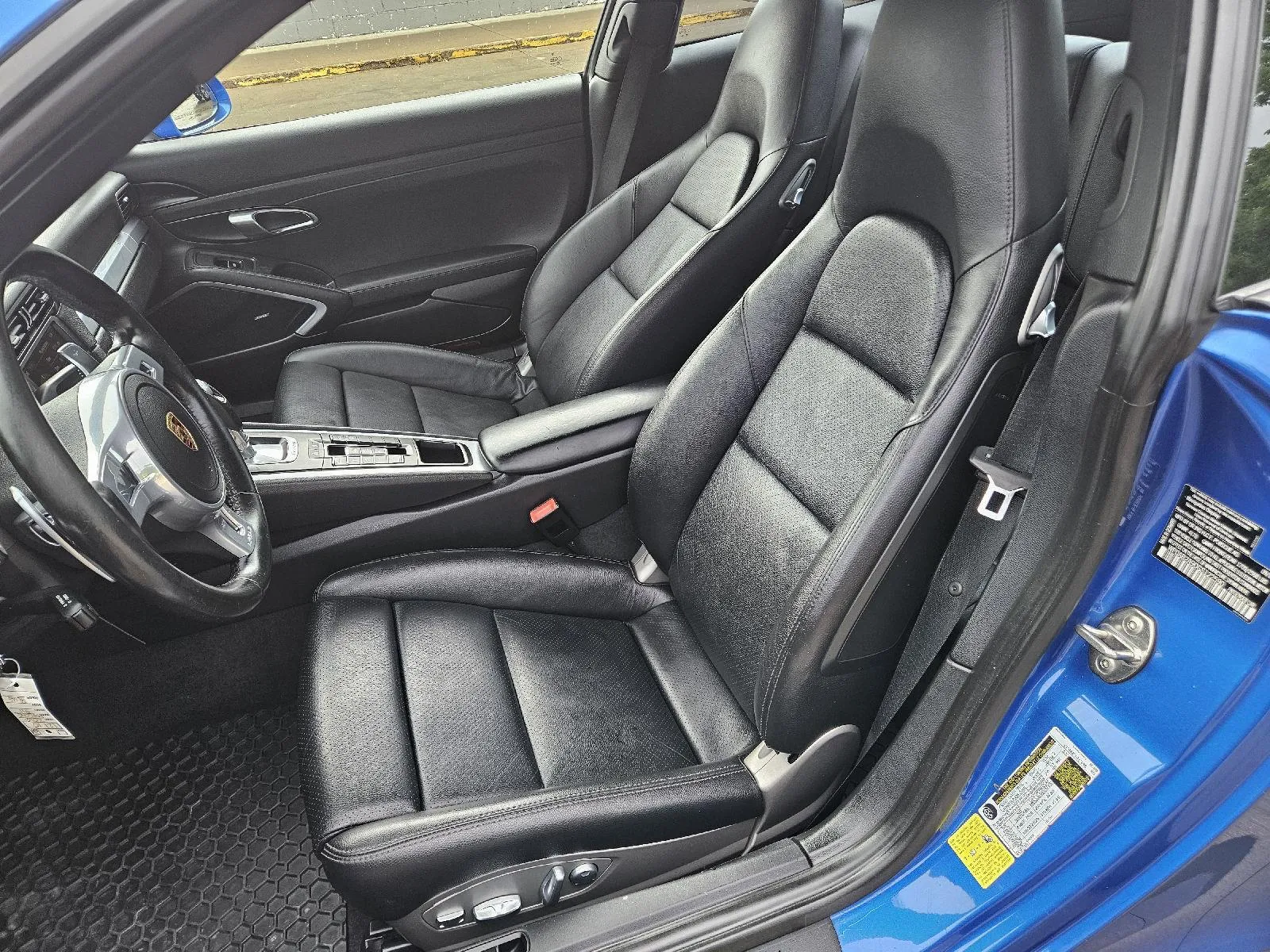 Porsche 911 photo 13