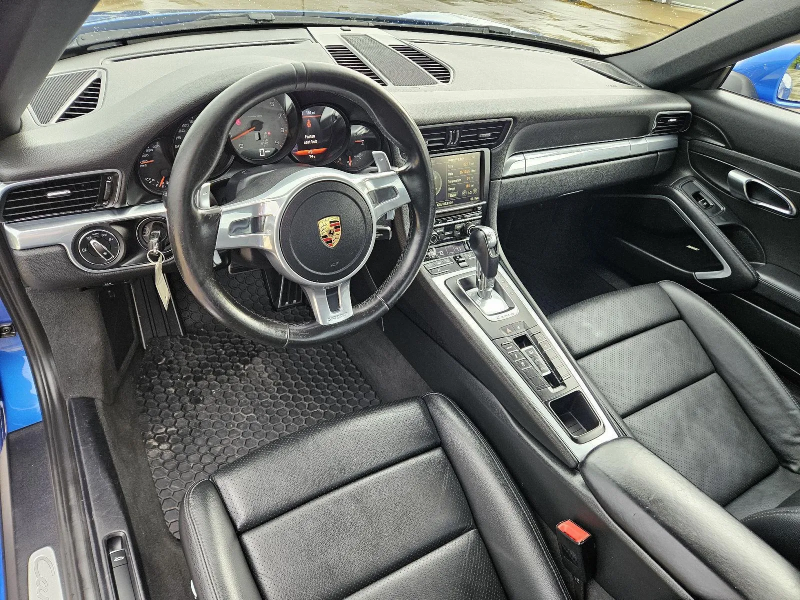 Porsche 911 photo 14